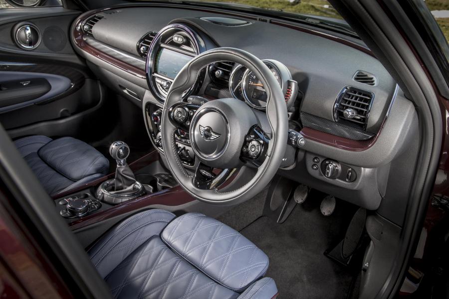  Mini Cooper D Clubman 2015 года  (UK) (фото 112 из 127)